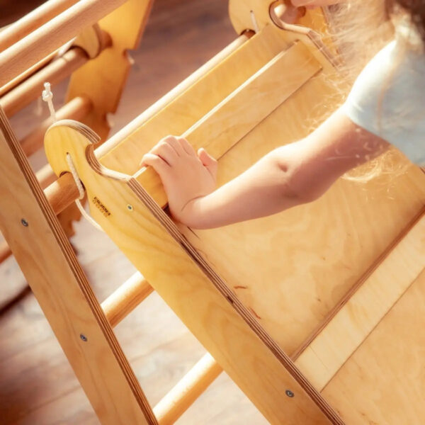 15211b7c6bf88ed36d68d8aa5f124d47